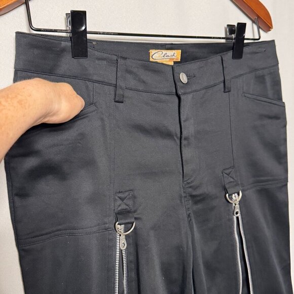 Y2K Clash Black Mid Rise Cargo Silver Zipper Hardware Flare Leg Pants Size 10 - Picture 3 of 17